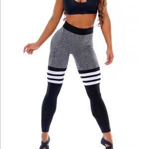 NWOT Bombshell Workout Pants